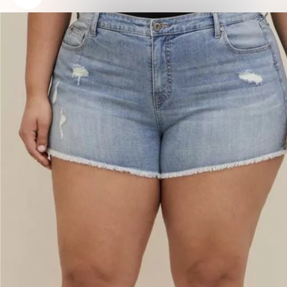 High Rise A-Line Shortie Short - Vintage Stretch Light Wash Torrid Size 20